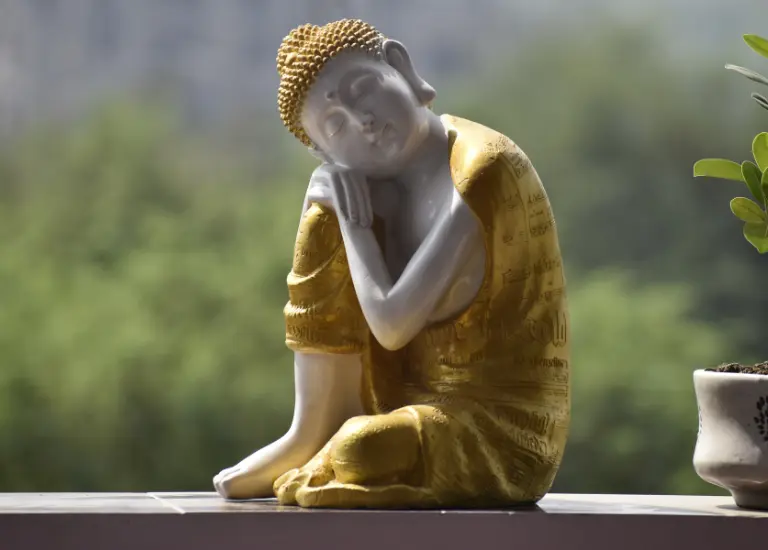 Ý nghĩa nằm mơ thấy Phật mang lại điềm báo? Tốt hay xấu?