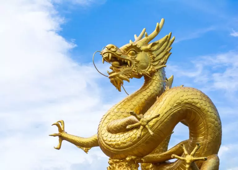 Ngủ nằm mơ thấy rồng khổng lồ